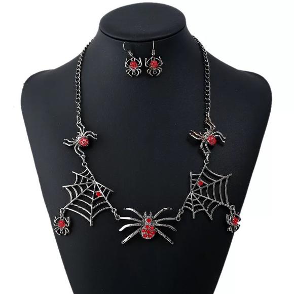 Jewelry - Spider necklace and ring set